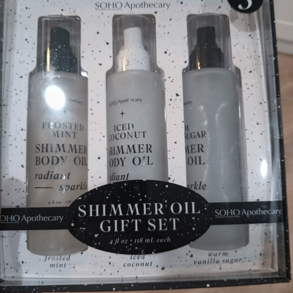 SOHO Apothecary 3 Piece Shimmer Oil Gift Set